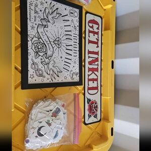 Tempoary Tattoo Booth Set with Signs - Perfect For Wedding